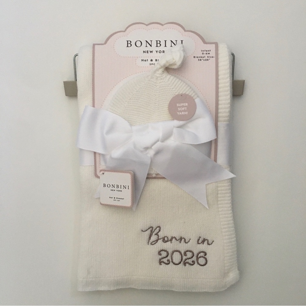 Baby Blanket and Knit Hat Set Embroidered “Born in 2026” Baby Gift NEW | Bonbini